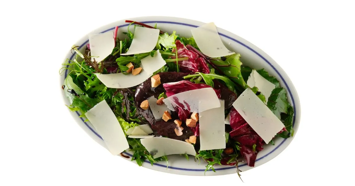 ハーブサラダ背景白